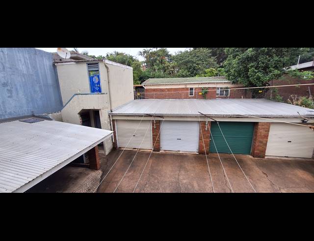 1.5 BEDROOM APARTMENT RENTED IN BULWER